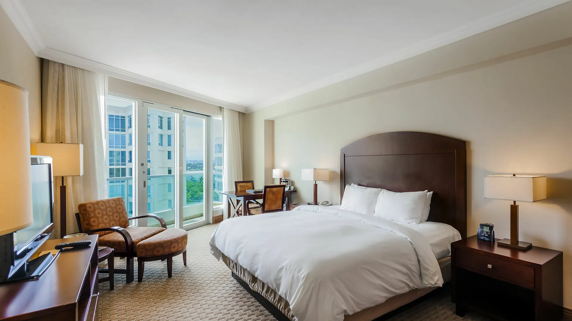 Resort Condado Lagoon Villas At Caribe Hilton San Juan